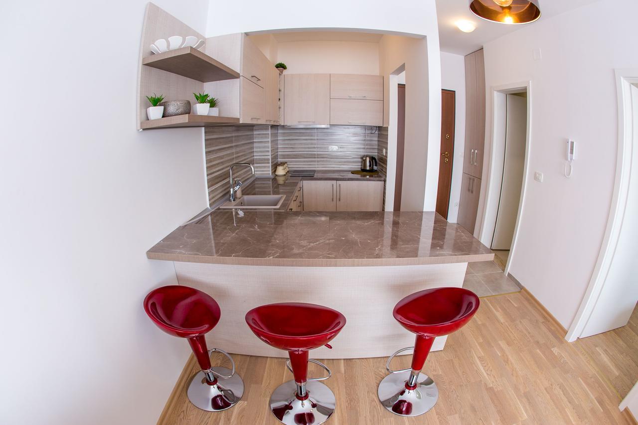 בודווה Natasha Sea View Apartment מראה חיצוני תמונה
