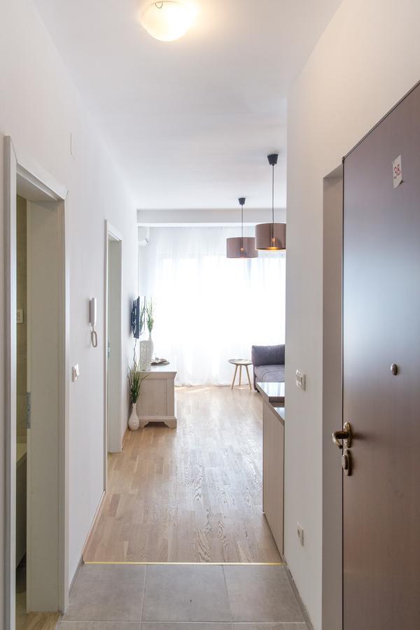 בודווה Natasha Sea View Apartment מראה חיצוני תמונה